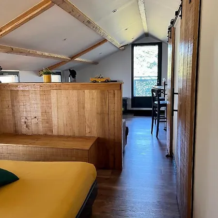 Le Des Aerostier Apartment *