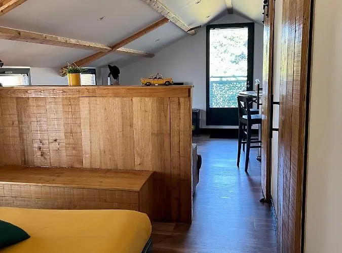 Le Des Aerostier Apartment *